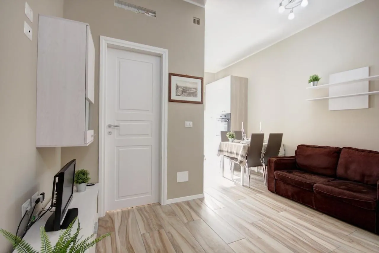 Milanrentals - Marina Apartment Милан